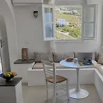 Blue And White Mykonos Daire