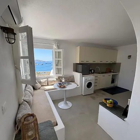 Blue And White Mykonos Apartmán